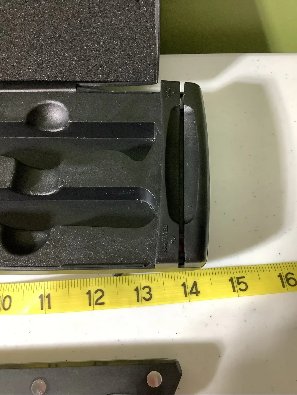Pampered Chef built 6” sharpening